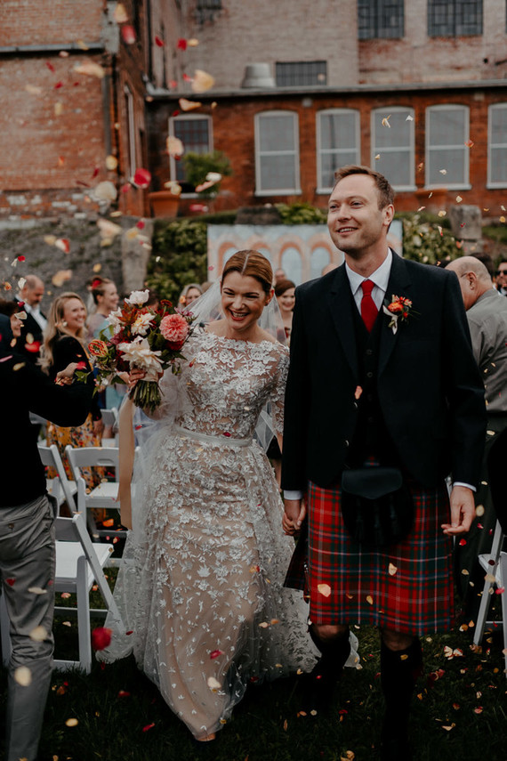 Un mariage d'automne DIY plein de réflexion... avec des kilts !