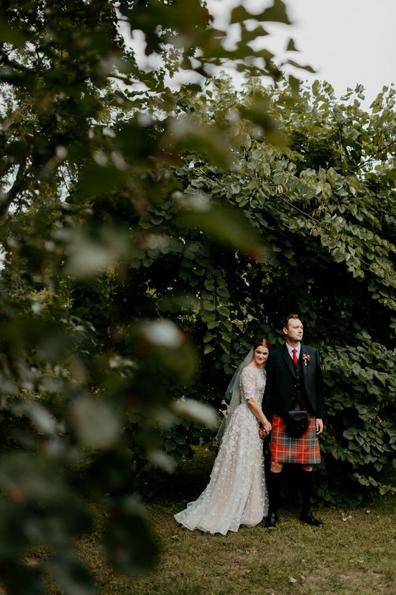 Un mariage d'automne DIY plein de réflexion... avec des kilts !