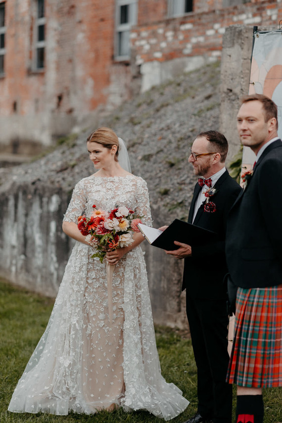 Un mariage d'automne DIY plein de réflexion... avec des kilts !