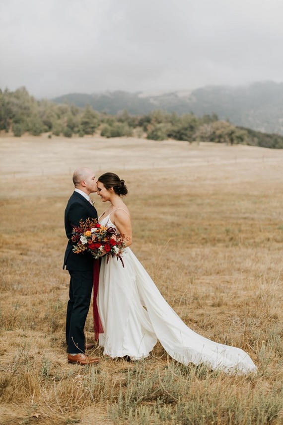 Le mariage d'automne parfait dans le pays des pommes à Sacred Mountain à Julian, CA