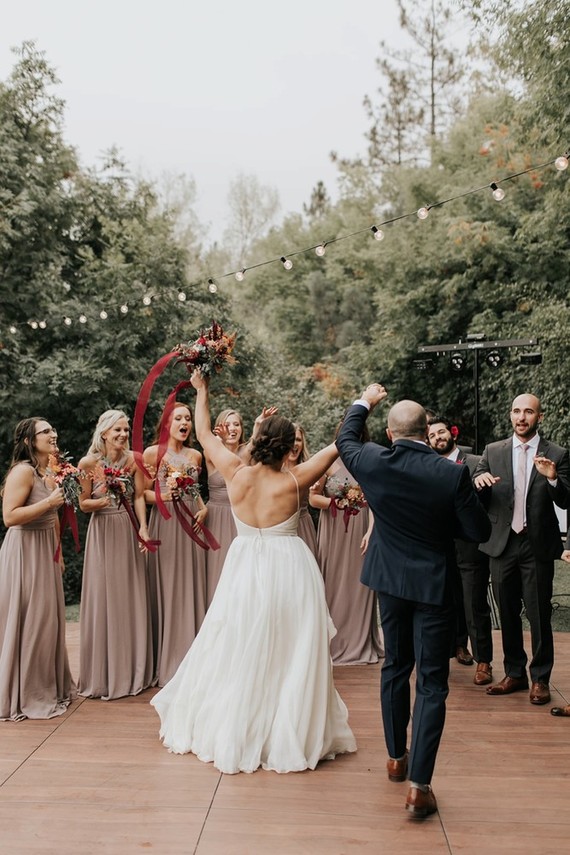 Le mariage d'automne parfait dans le pays des pommes à Sacred Mountain à Julian, CA