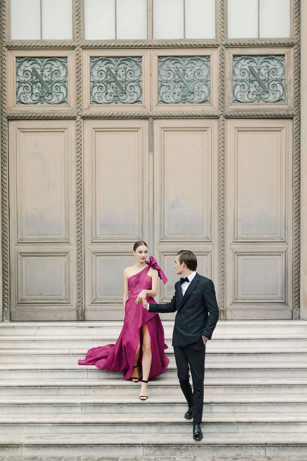 Robe de soirée mariage inspirée par le style parisien romantique