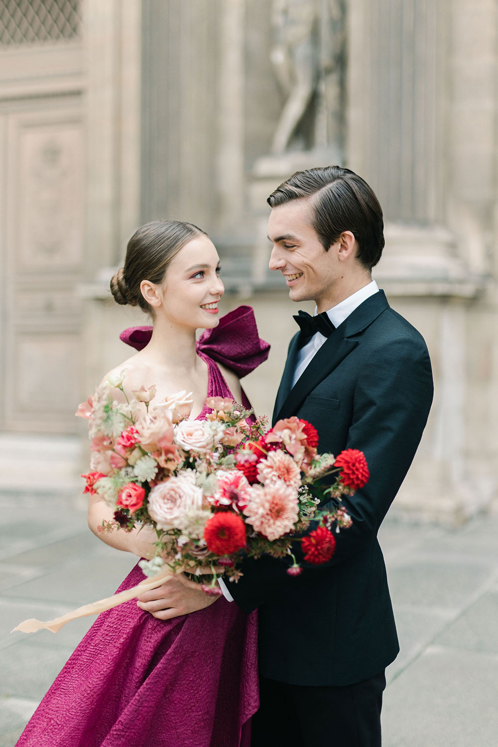 Inspiration robe de soirée mariage dans les rues de Paris